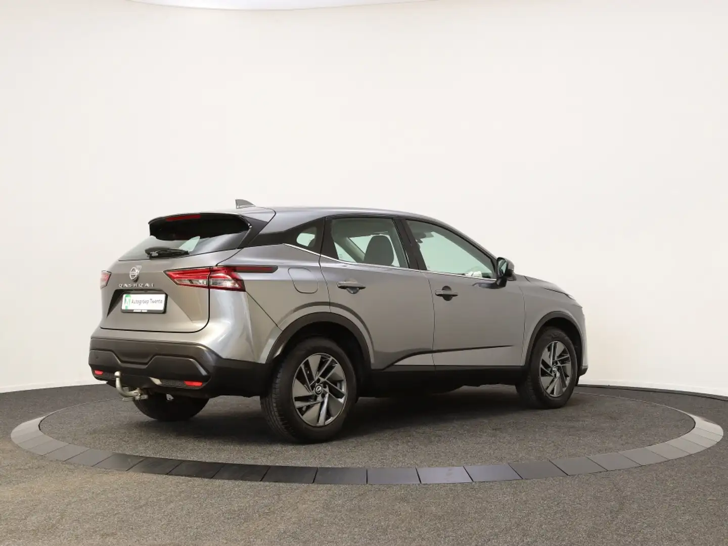 Nissan Qashqai 1.3 MHEV X Acenta | Navigatie | stoelverwarming | Gris - 2