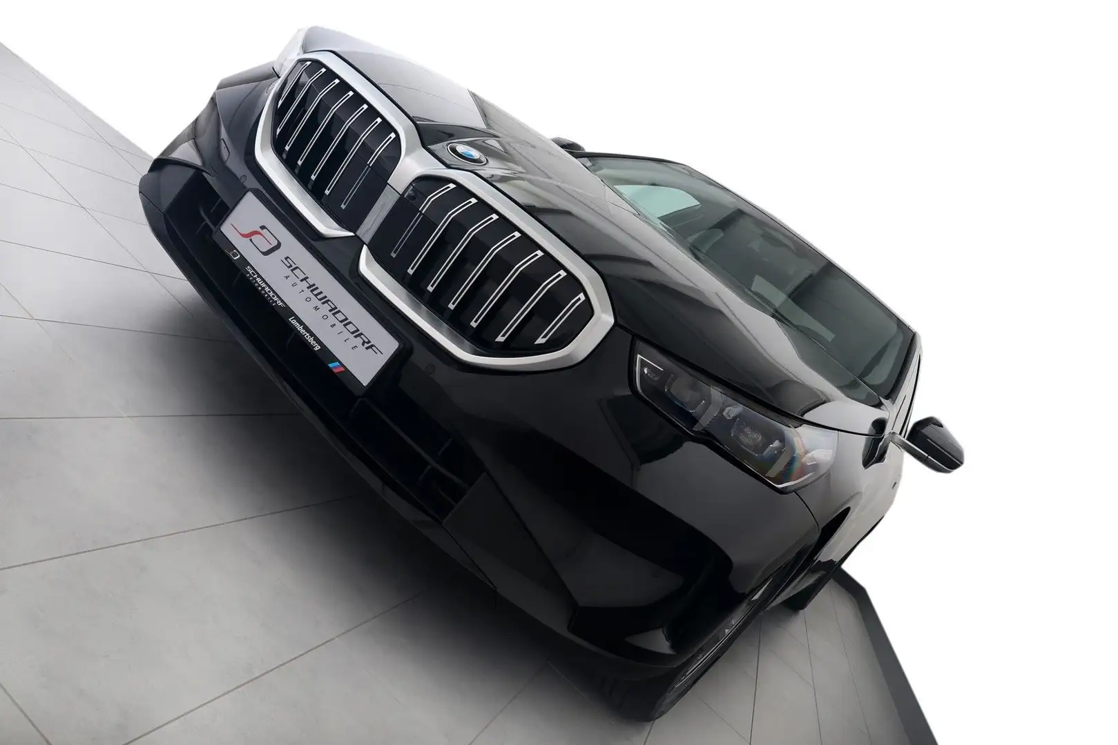 BMW 520 i Limousine G60 LiveCoPro HUD H&K 360°-CAM Schwarz - 2