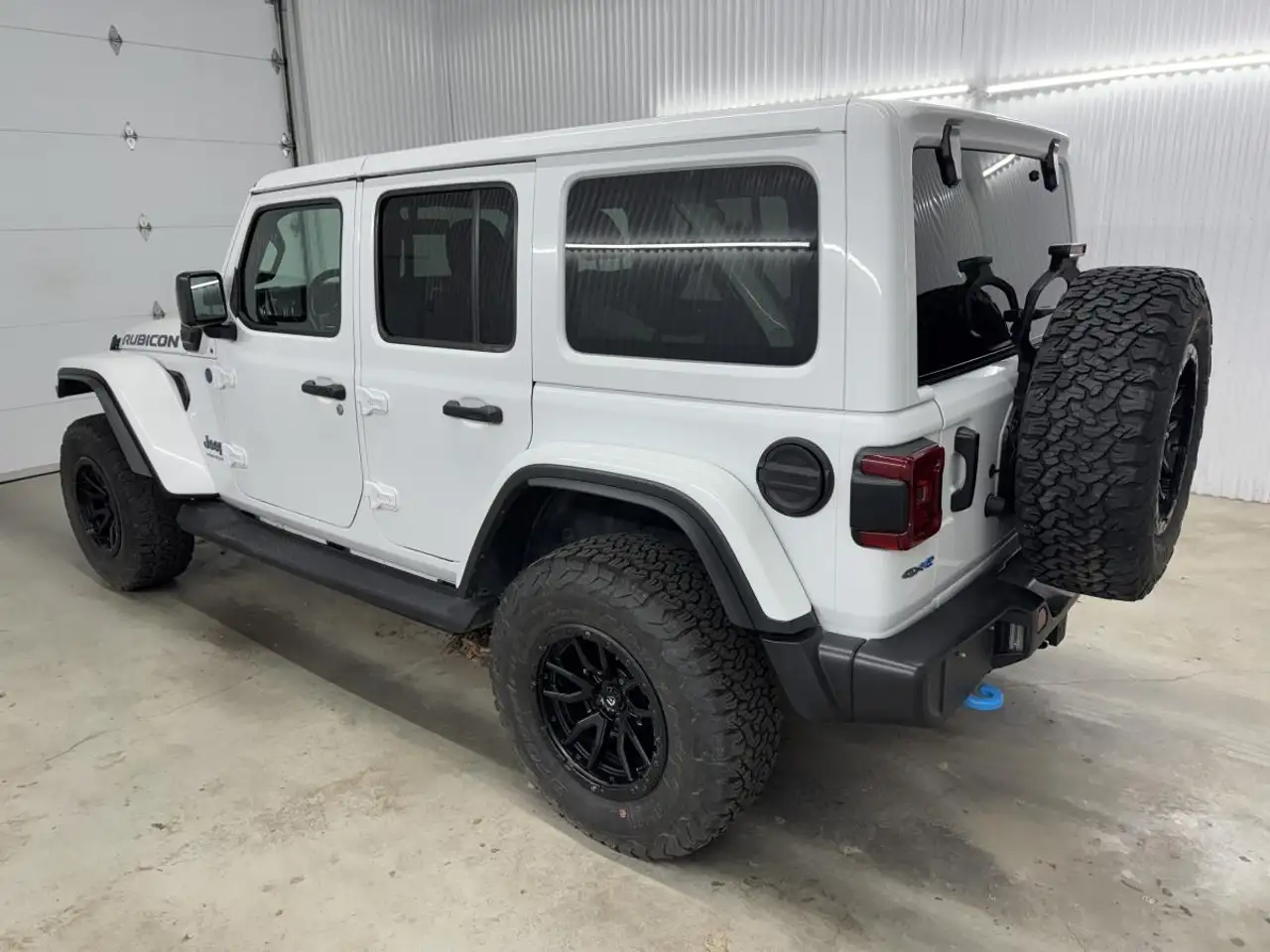 Jeep Wrangler снимка Jeep Wrangler