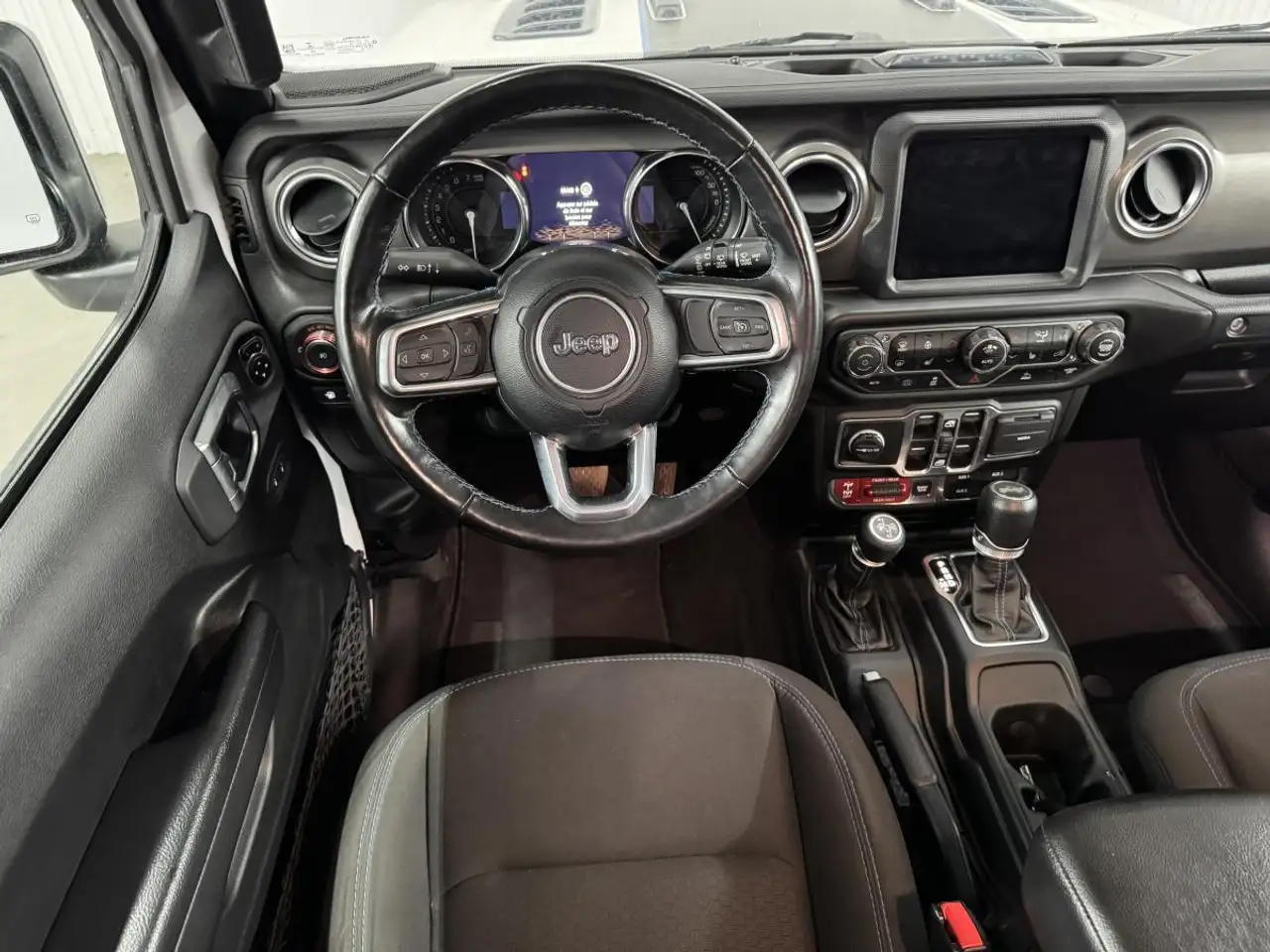 Jeep Wrangler снимка Jeep Wrangler