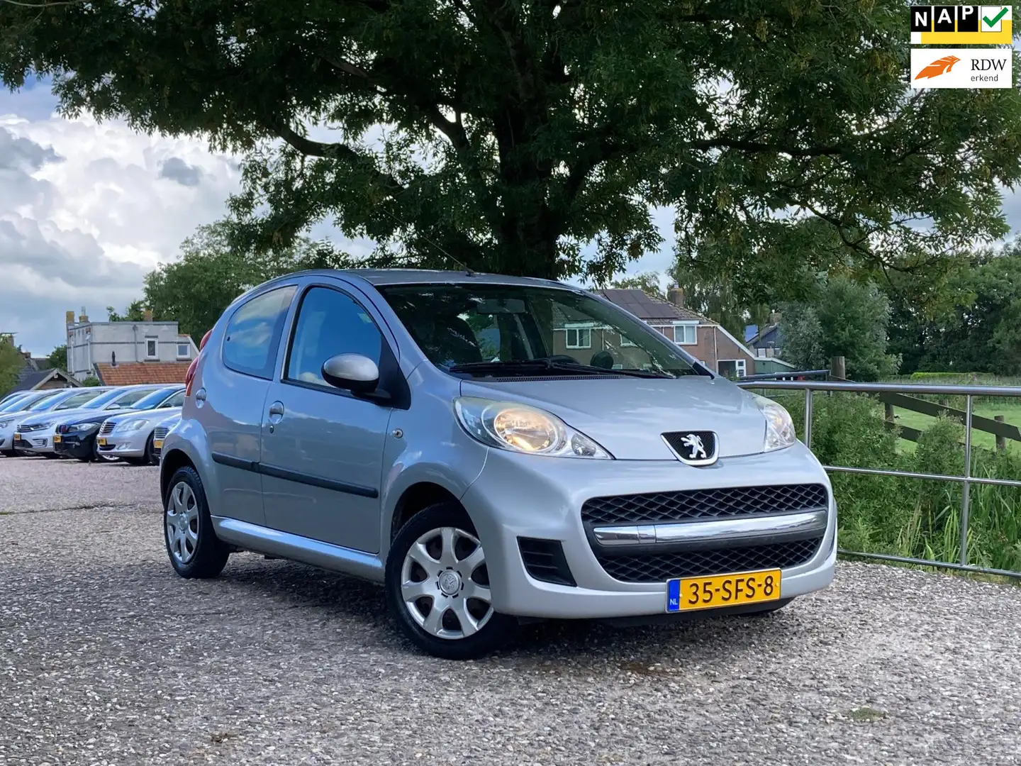 Peugeot 107 1.0-12V XS | 52.000 nap + Airco nu € 4.750,-!!! Grijs - 1