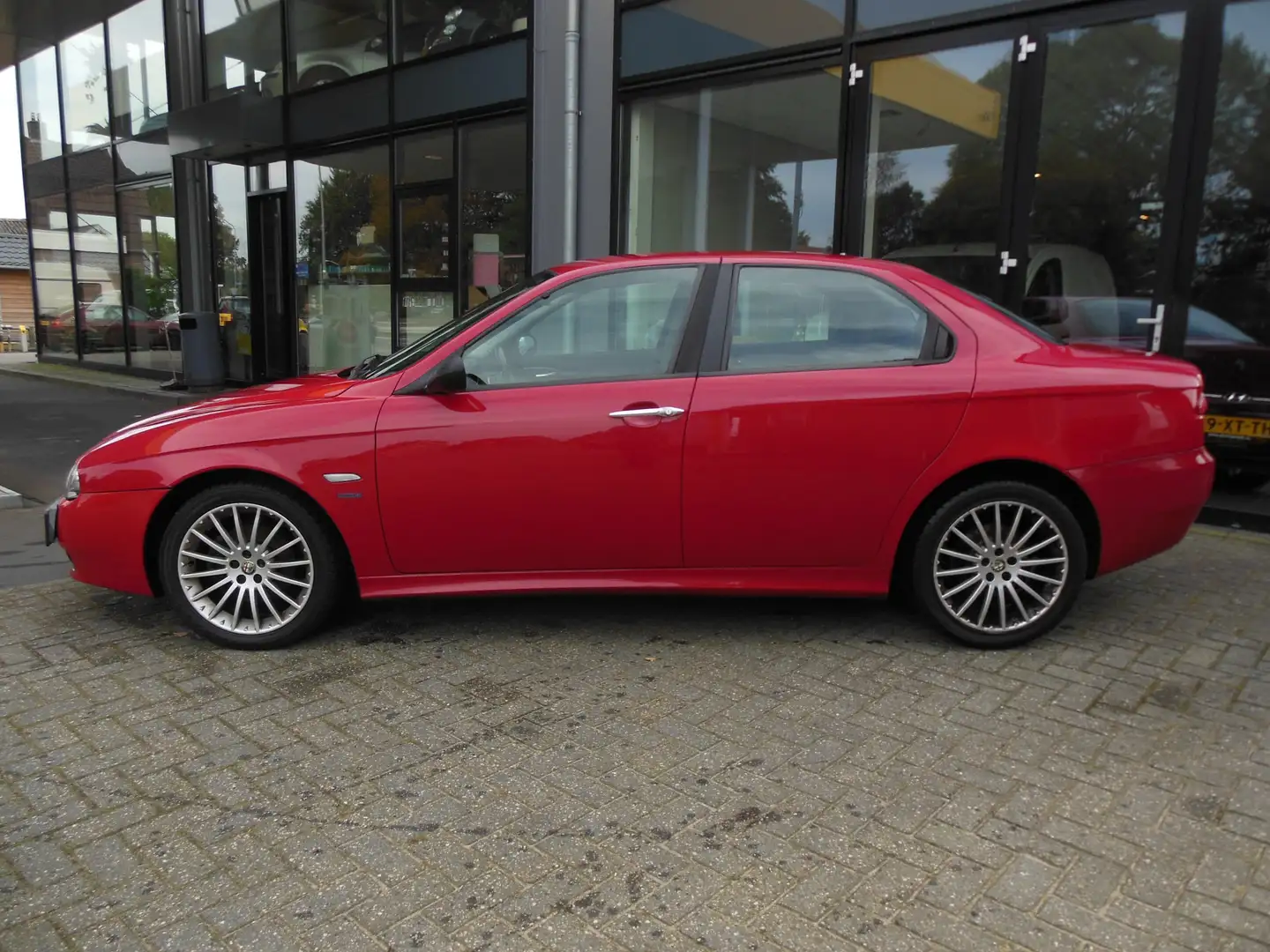 Alfa Romeo 156 1.8 T.Spark Impression Staat in de Krim Červená - 2