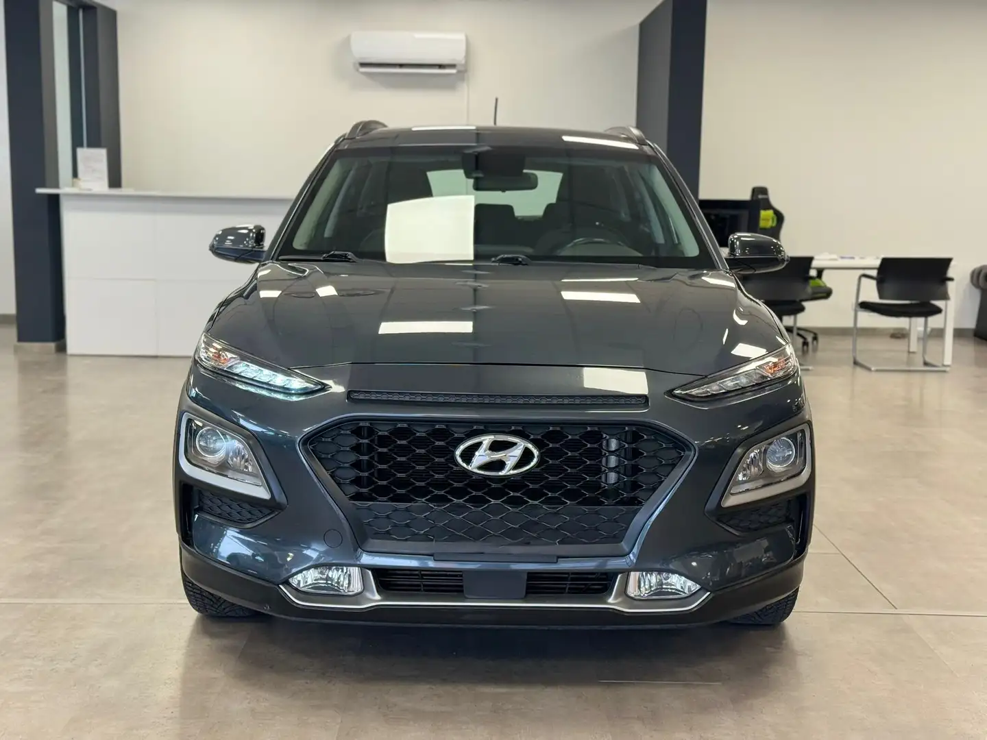 Hyundai KONA 1.0 t-gdi Comfort 2wd 120cv Grau - 2