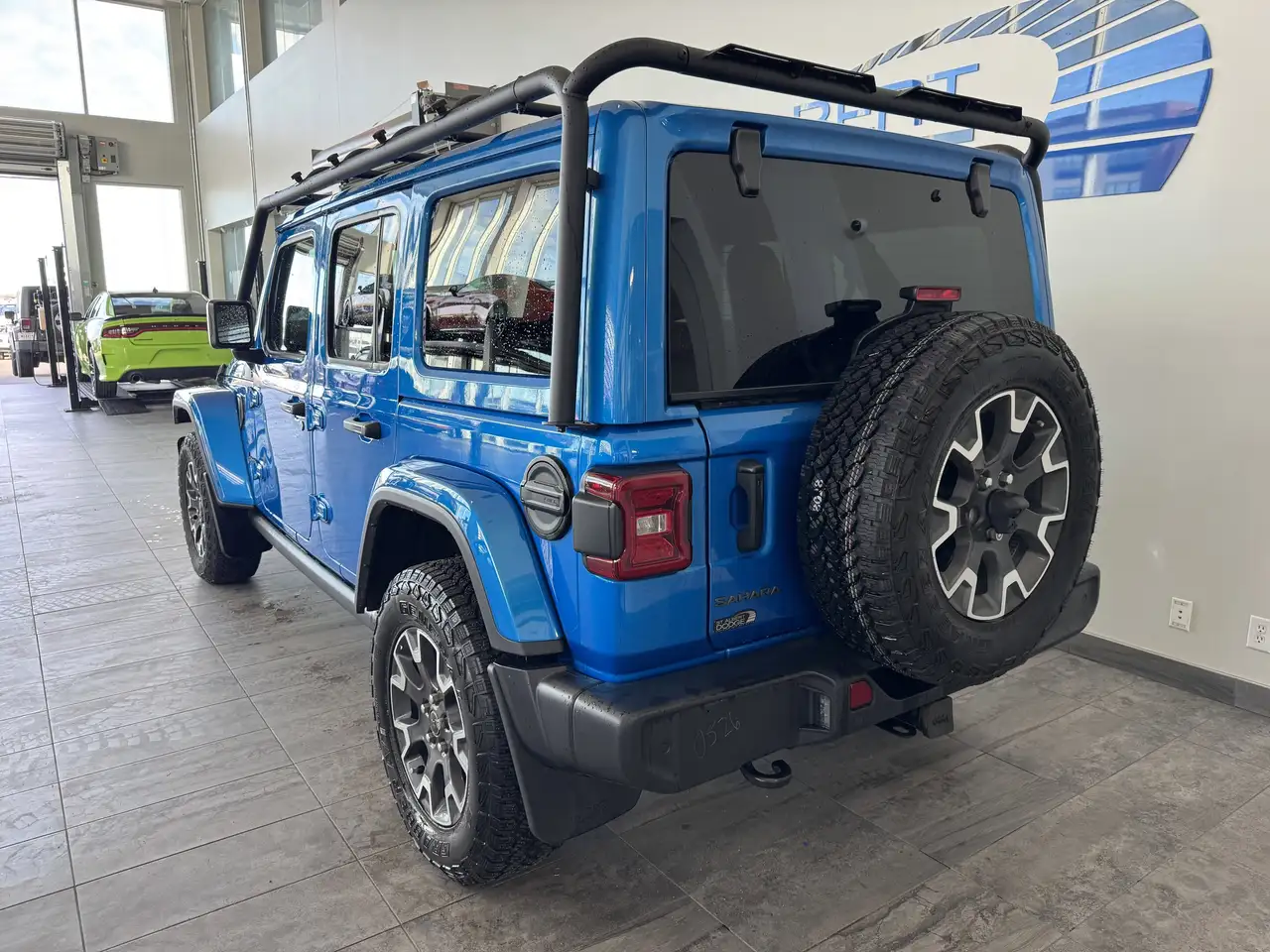 Jeep Wrangler снимка Jeep Wrangler
