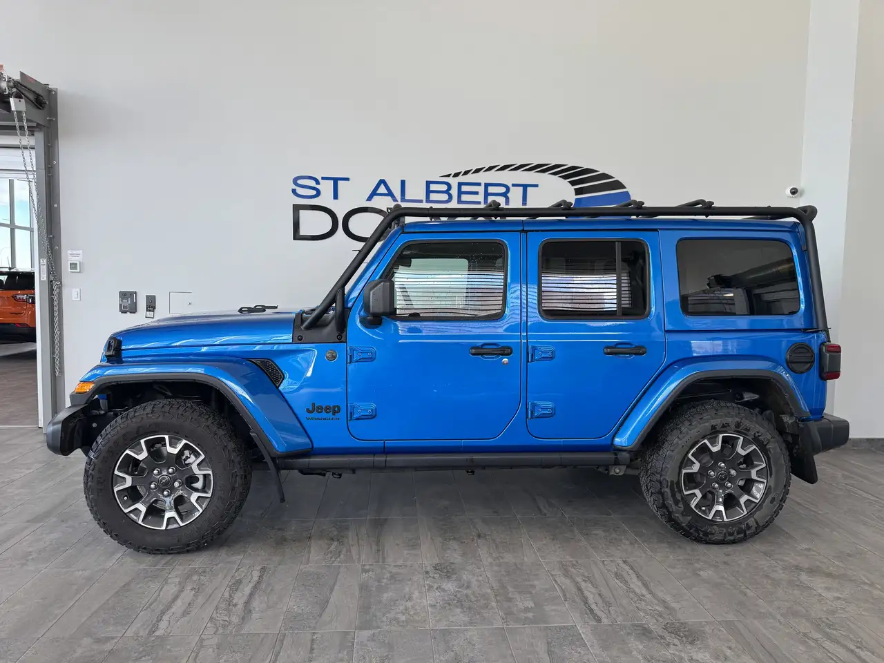 Jeep Wrangler снимка Jeep Wrangler