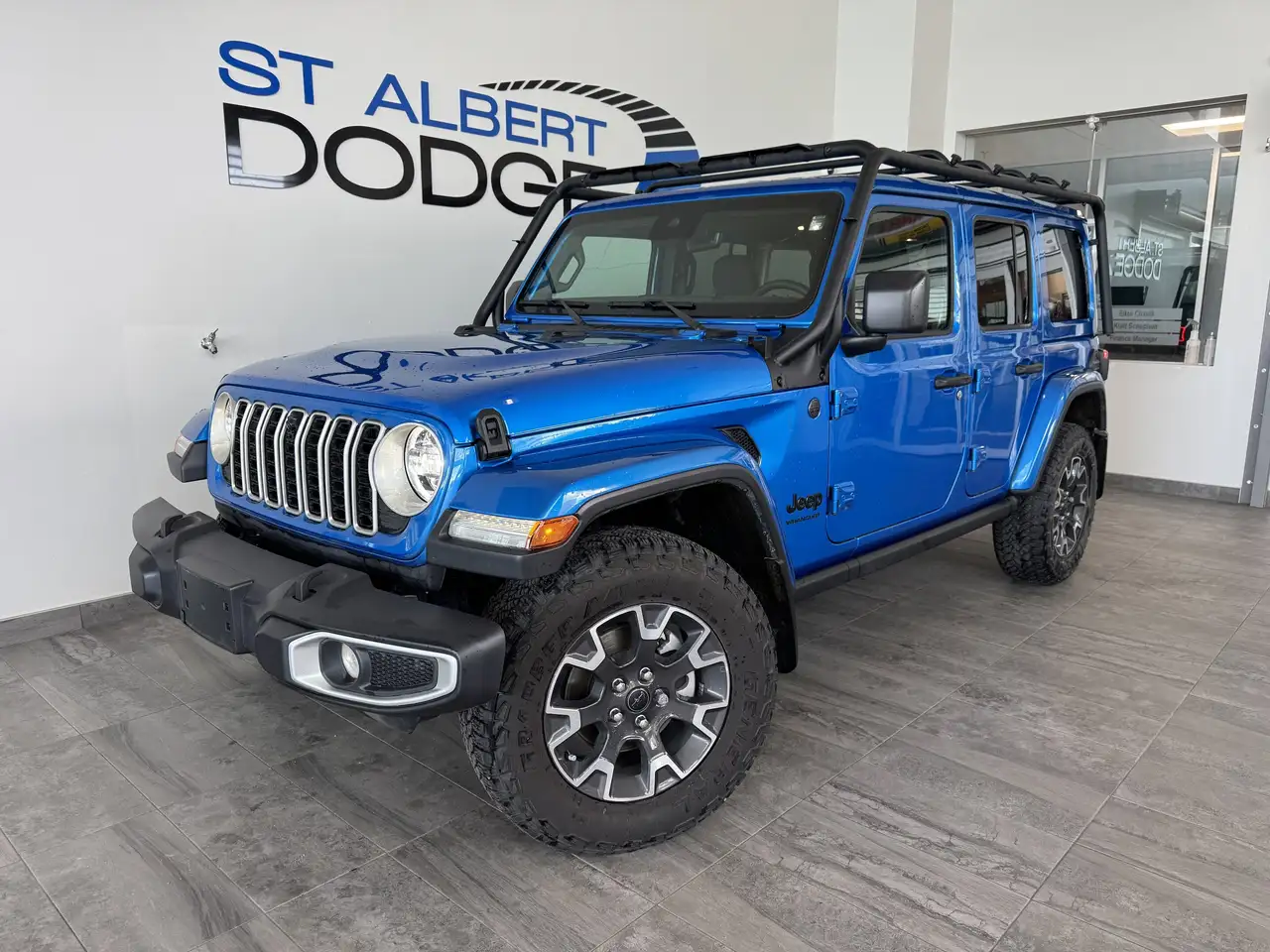 Jeep Wrangler снимка Jeep Wrangler