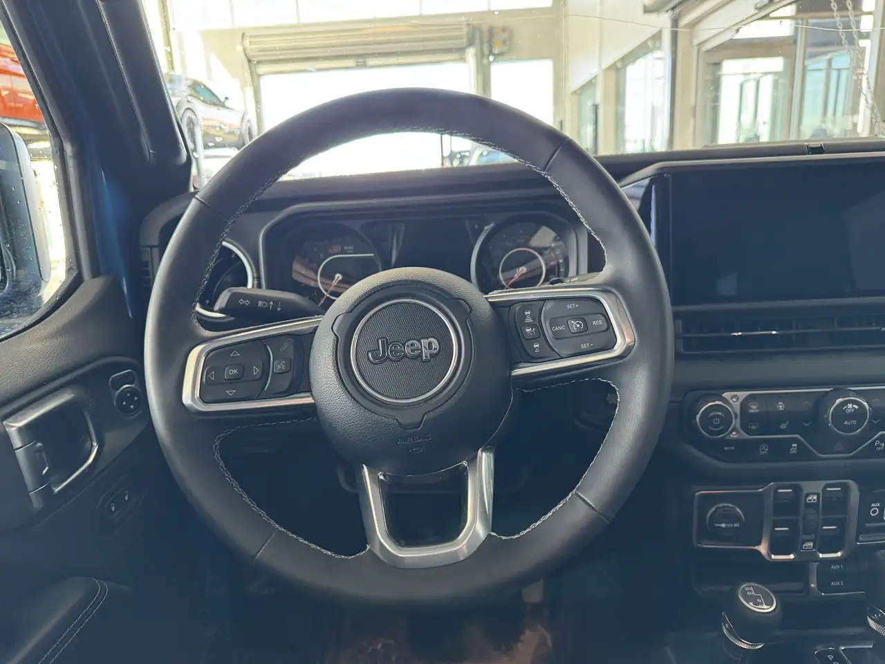 Jeep Wrangler снимка Jeep Wrangler