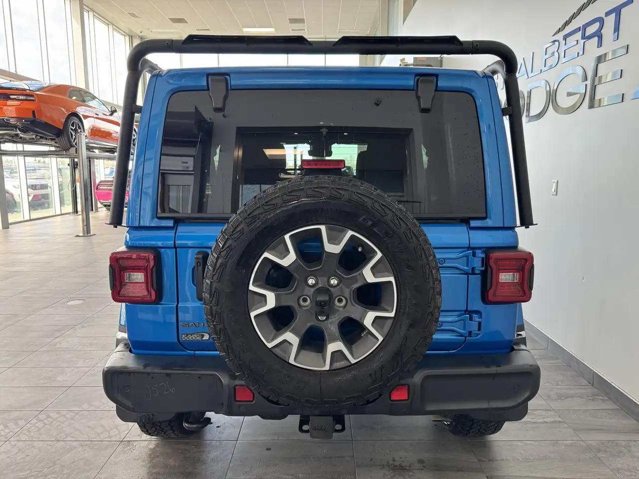 Jeep Wrangler снимка Jeep Wrangler
