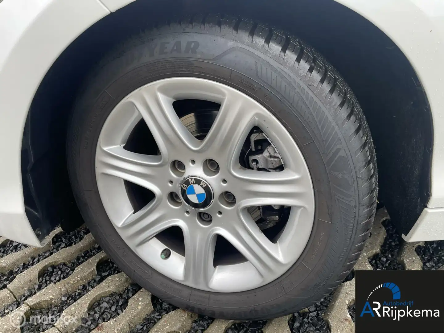 BMW 116 1-serie 116d EDE Business 116pk | Navi & carkit | Weiß - 2