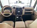 Land Rover Defender 90 Works V8 Daktari Edition 1 of 10 Gris - thumbnail 13