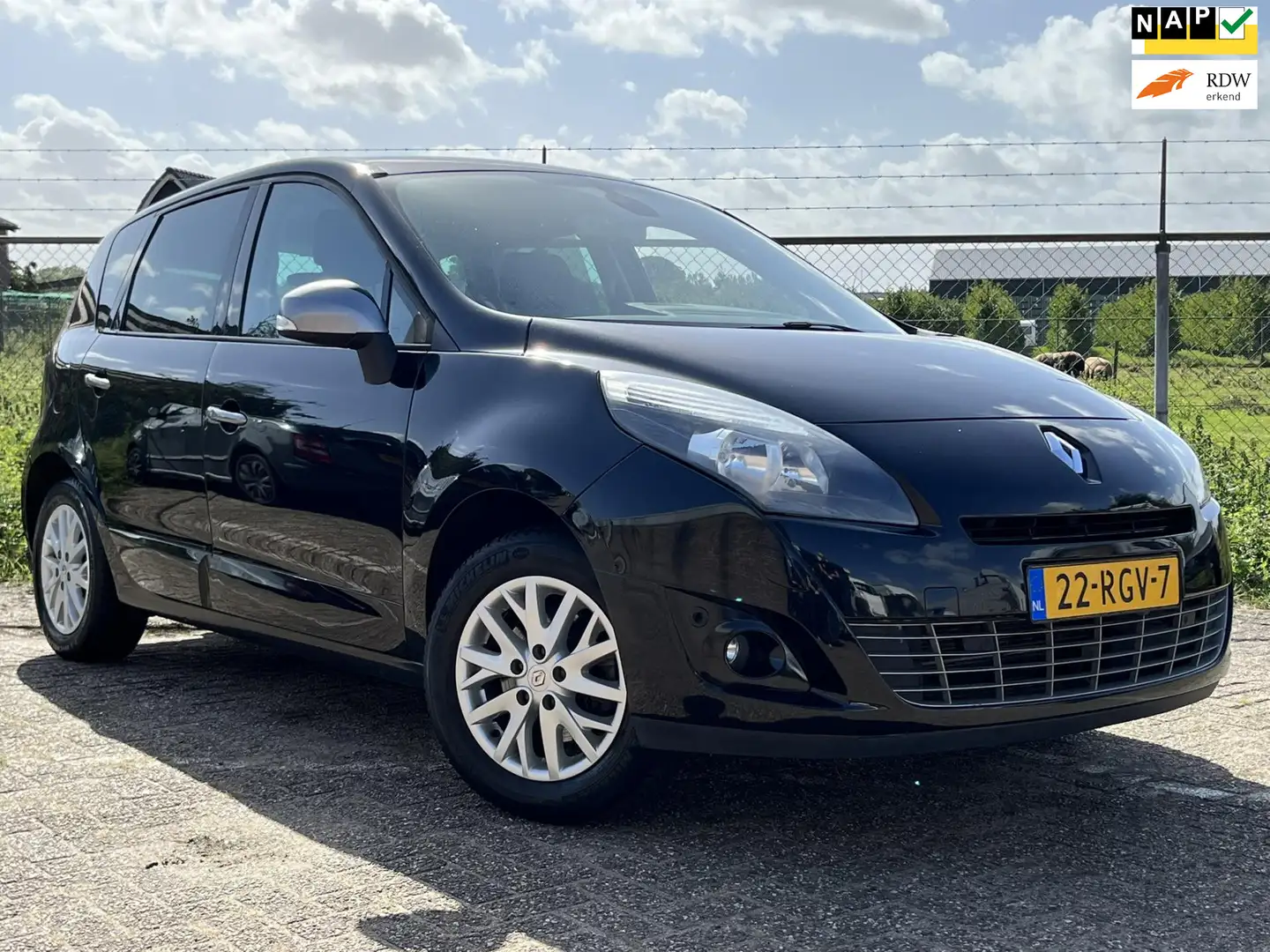 Renault Scenic 2.0 Parisienne Automaat trekhaak 140PK Noir - 1