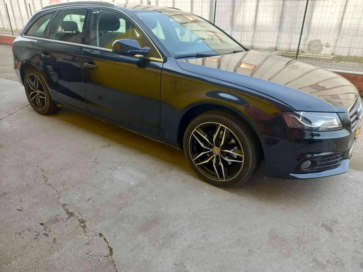 Audi A4 Avant 2.0 TDI FAP multitronic NEOPATENTATI Nero - 2