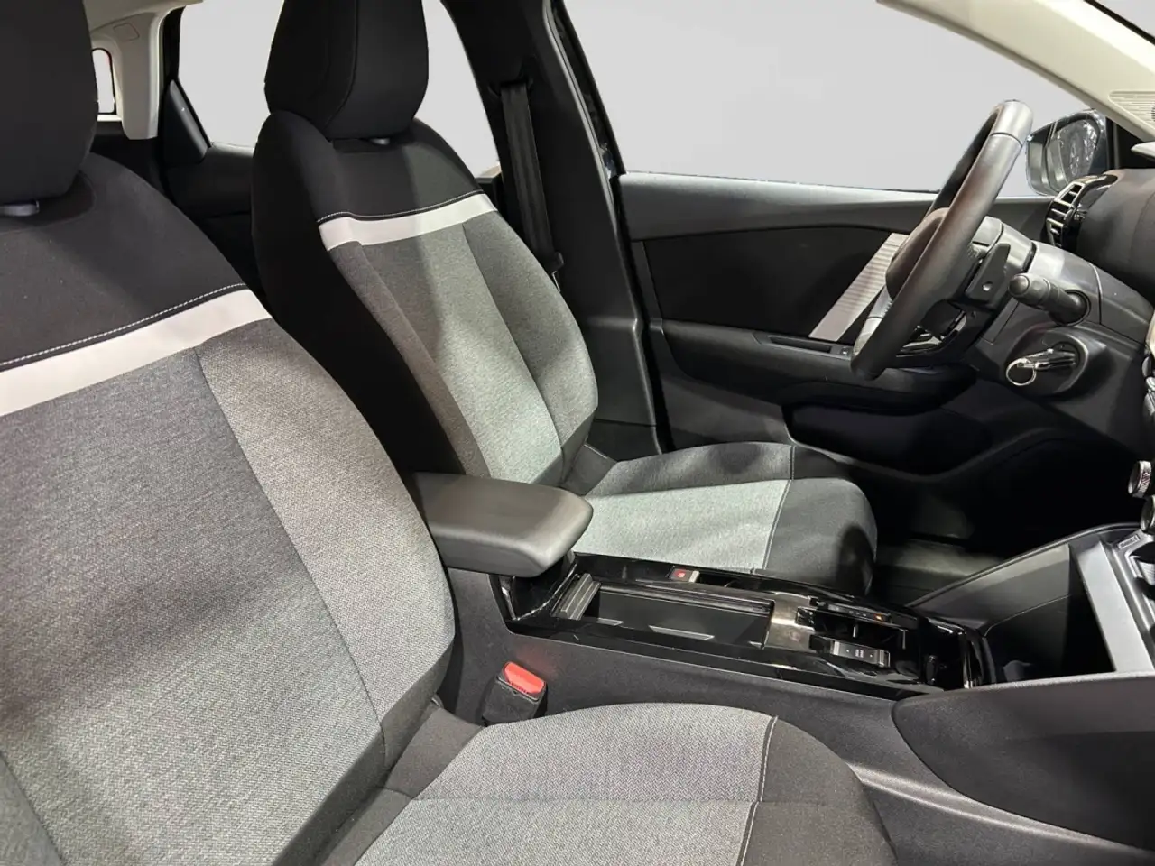 Citroen C4 Berline — photo 13
