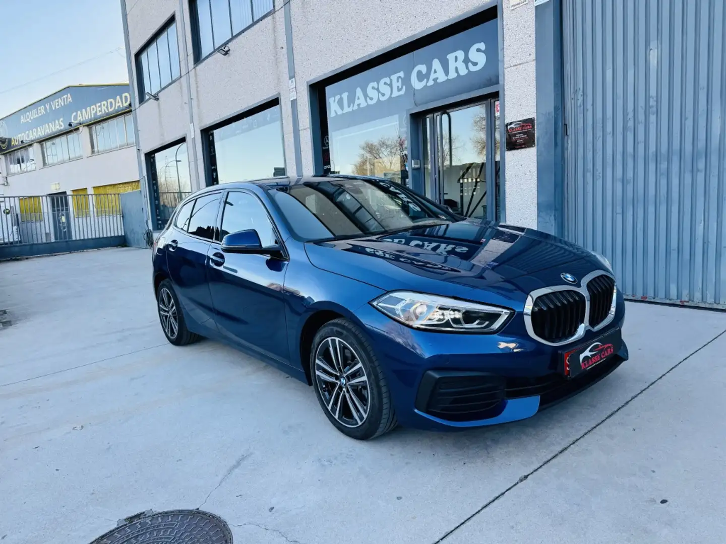 BMW 118 118d Business Azul - 1