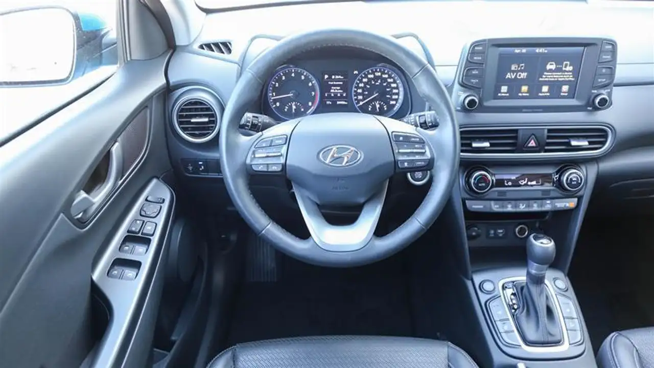 Hyundai KONA снимка Hyundai KONA