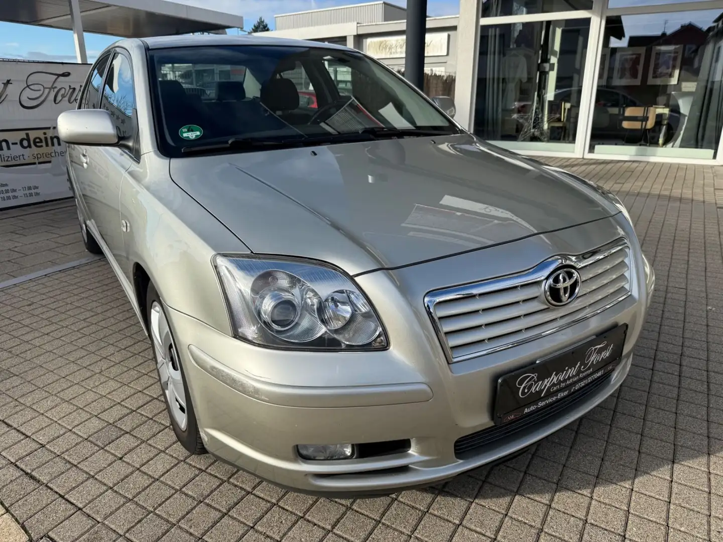 Toyota Avensis 1.8 Sol Lim., 3.Hand , Klima,TüV 10.2026 Silber - 1
