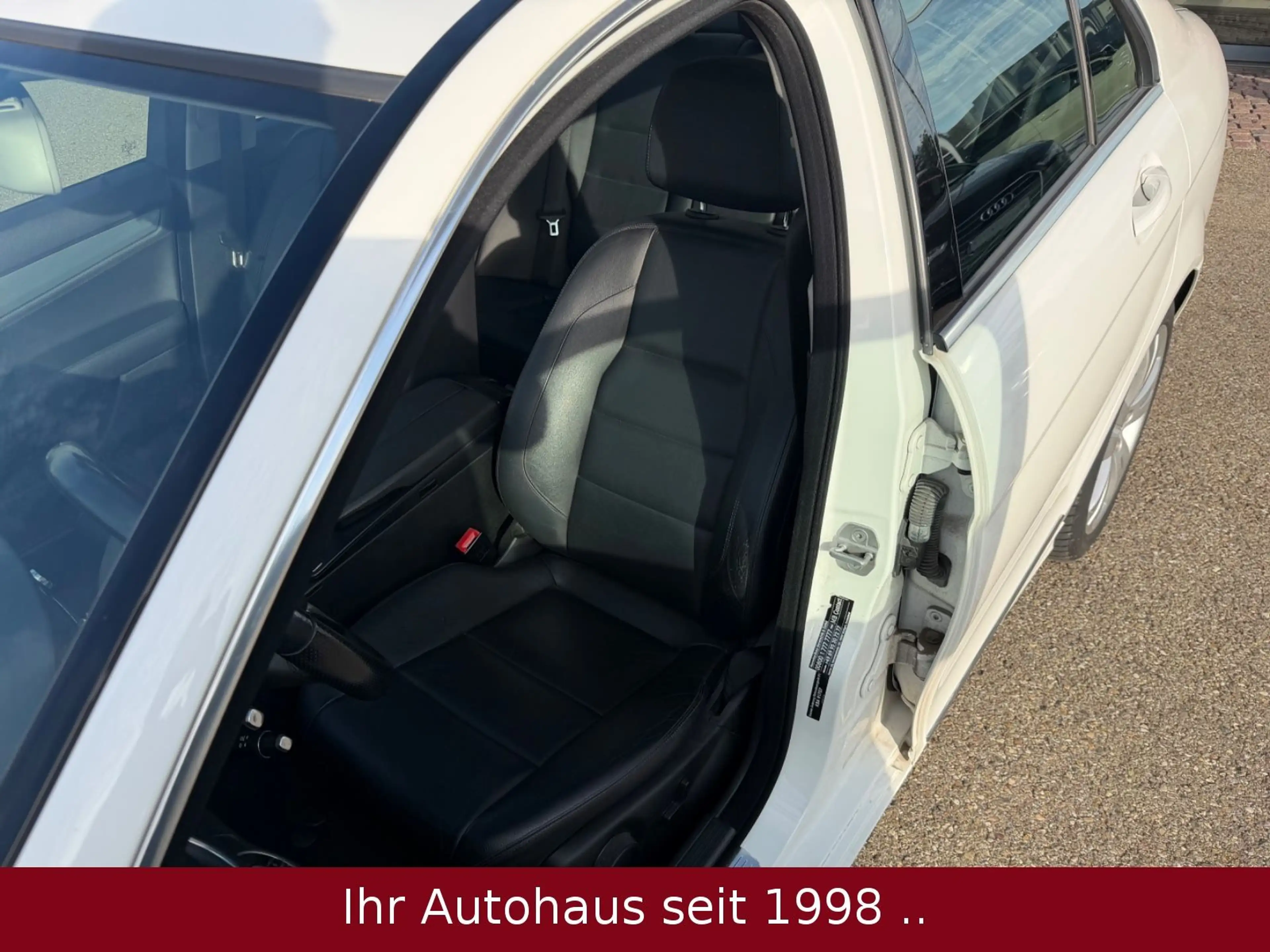 Mercedes-Benz C 220 CDI Lim. Autm. Avantgarde *AHK/XENON/LEDER — photo 15