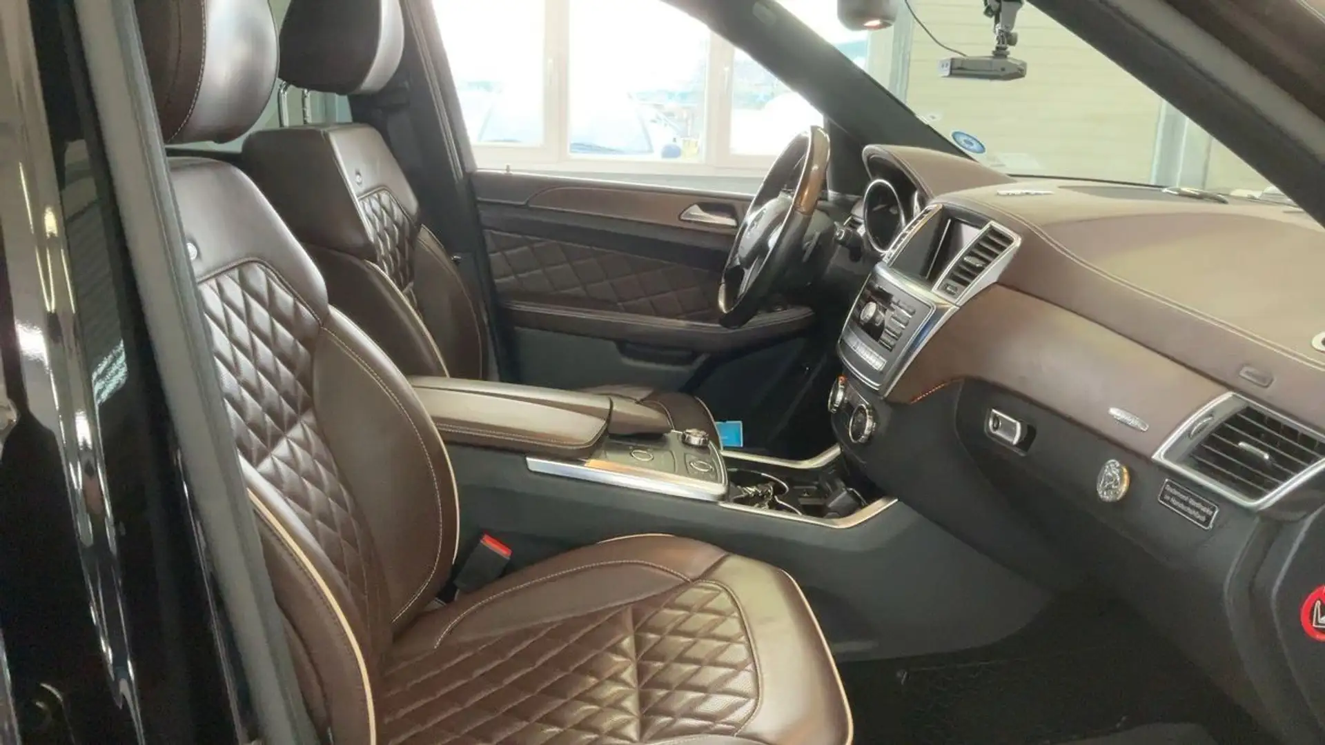 Mercedes-Benz ML 350 AMG*Edition 1*TRAUM*Designo*Distronic+* Negro - 2