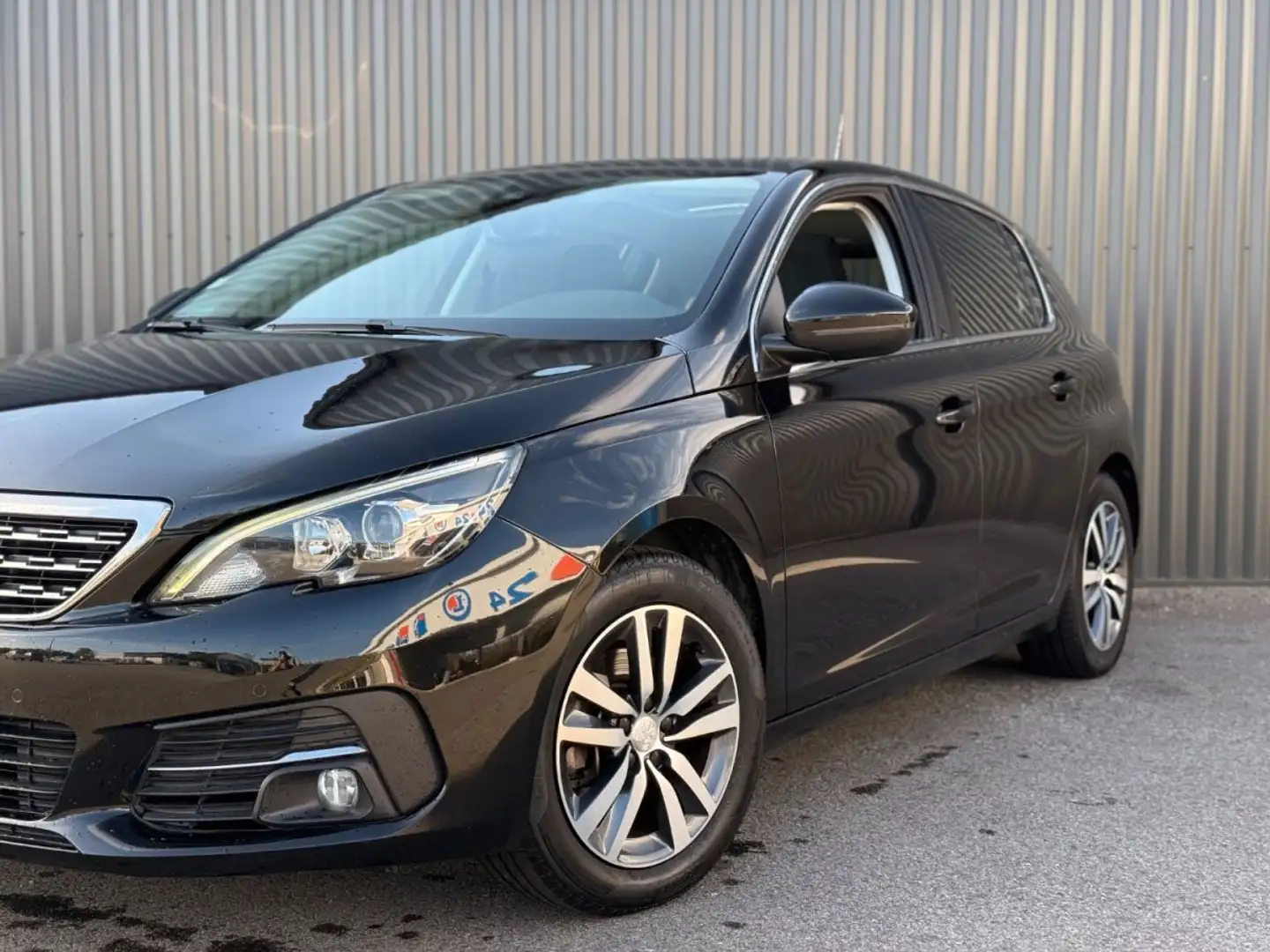 Peugeot 308 Allure Noir - 2