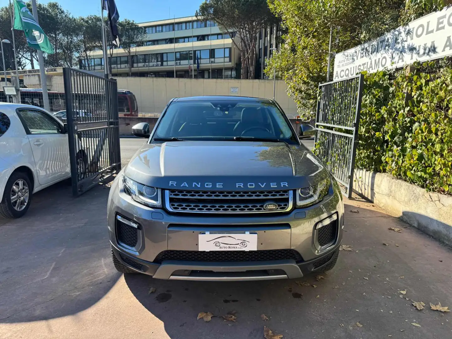 Land Rover Range Rover Evoque 2.0 TD4 150 CV 5p. Tetto, Navi, Xeno. Grigio - 2