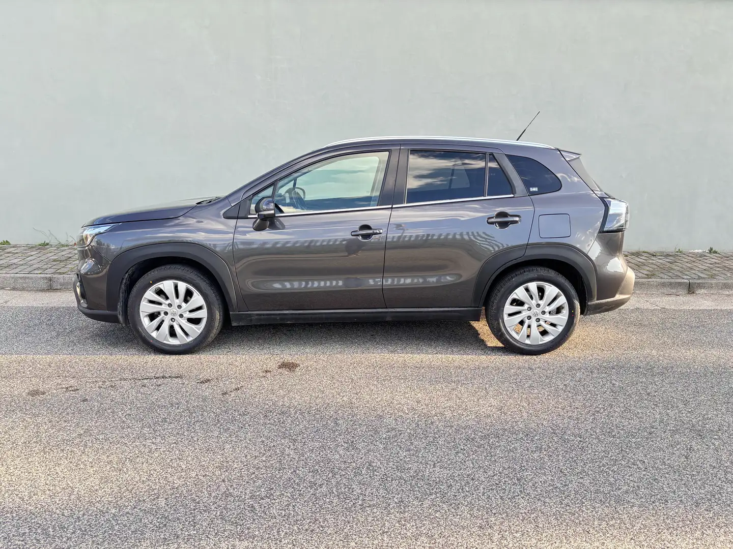 Suzuki SX4 S-Cross S-Cross II 2022 1.4h Top+ 4wd allgrip 129cv Gris - 2