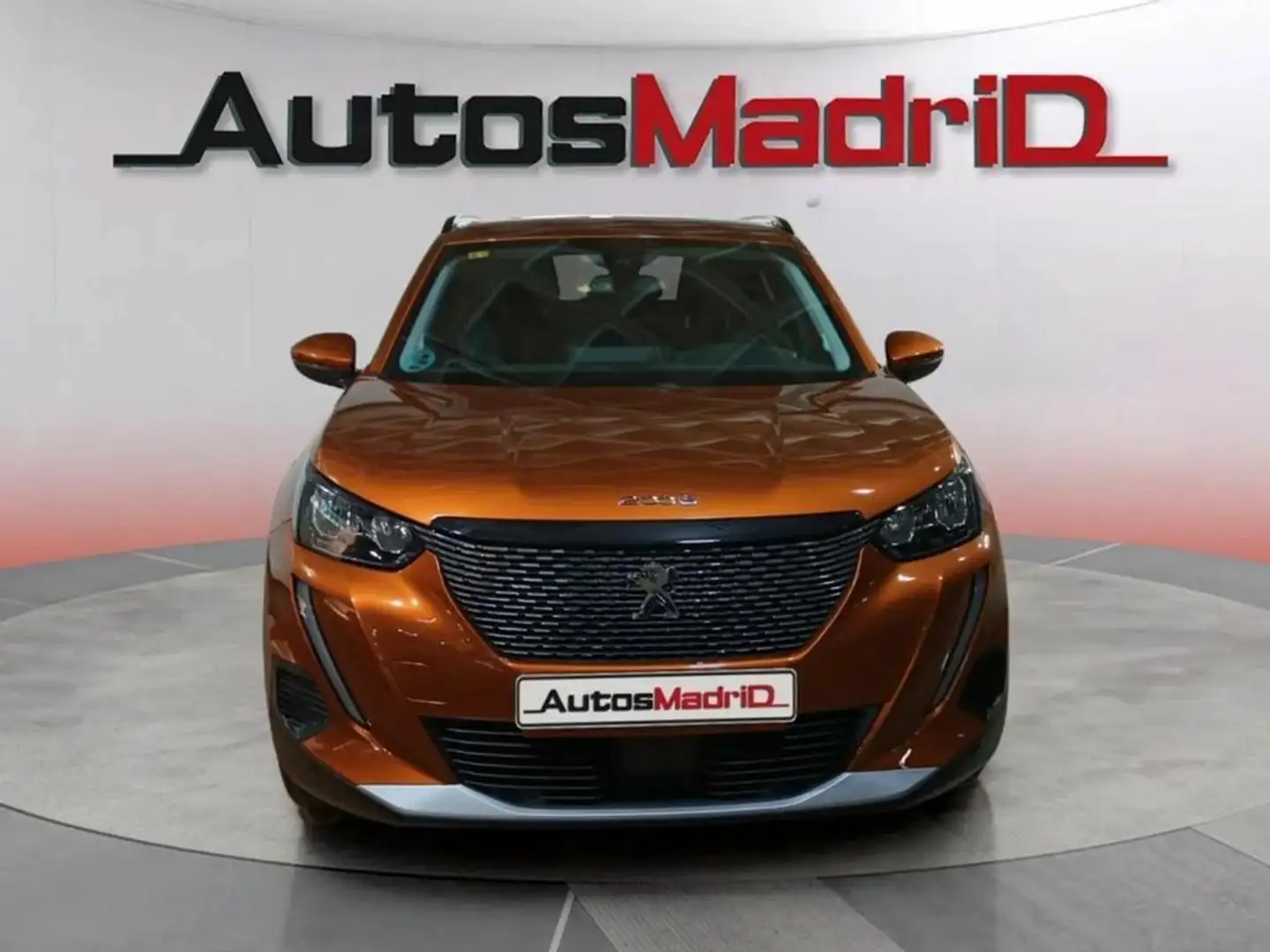 Peugeot 2008 1.2 PureTech S&S Allure 100 Bruin - 2