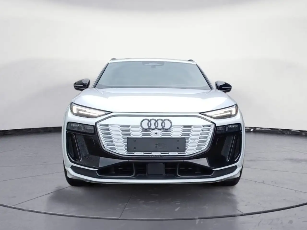Audi SQ6 e-tron