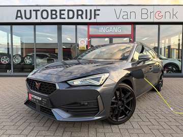 Sportstourer 1.4 e-Hybrid VZ | SOH 94% | 245PK | V