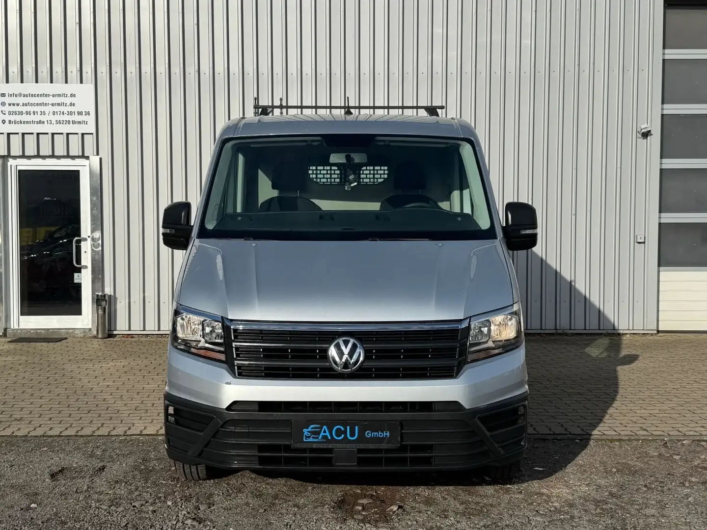 Volkswagen Crafter Kasten Kasten 30 mittellang FWD Silber - 2