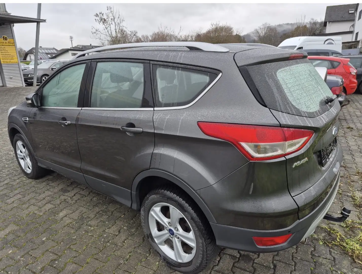 Ford Kuga D 4x4 Autom.AHK  Sync Edition Gris - 2