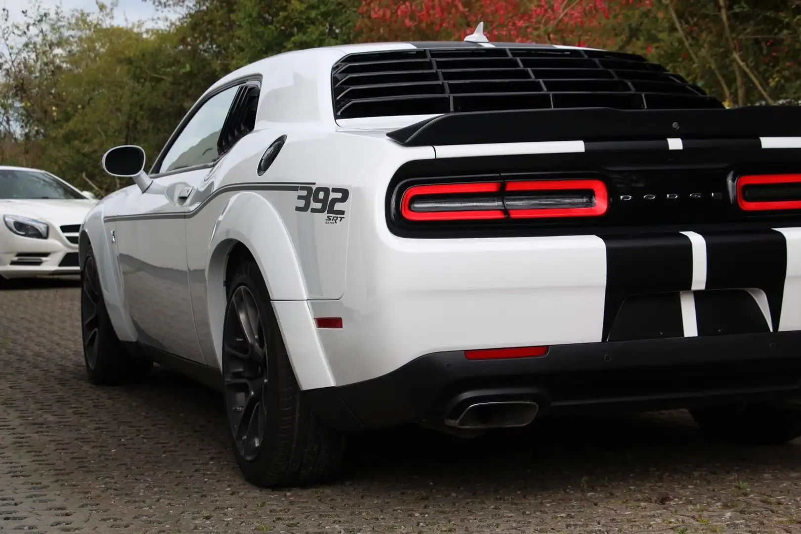 Dodge Challenger 6.4 V8 ScatPack Widebody /Alpine Weiß - 1