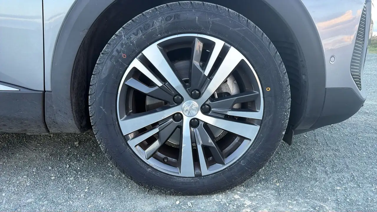 Peugeot 3008 3008 Plug-In Hybrid — photo 17
