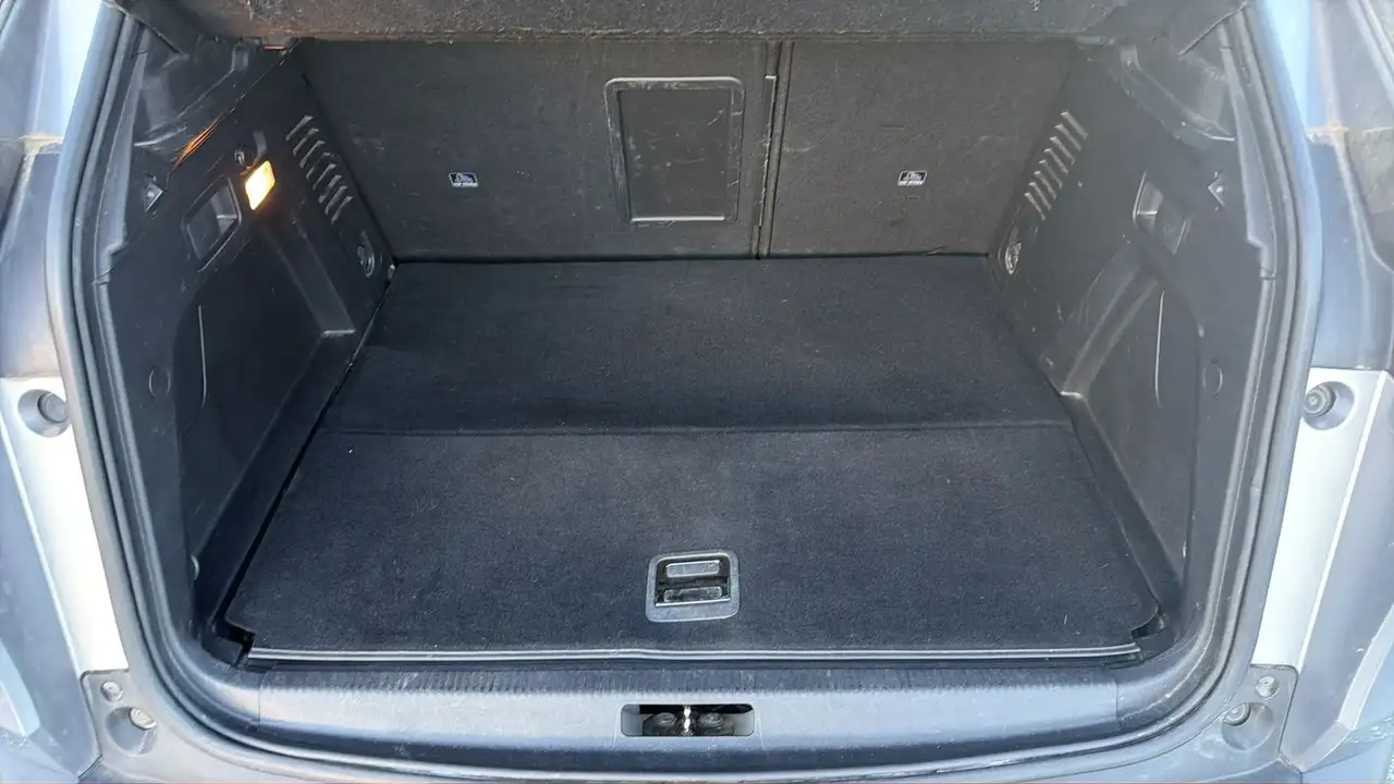 Peugeot 3008 3008 Plug-In Hybrid — photo 14