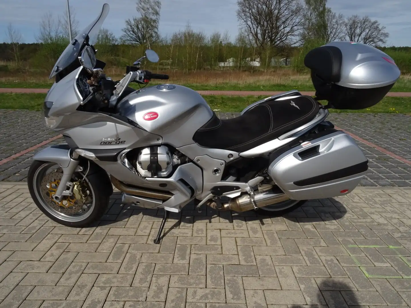 Moto Guzzi Norge 1200 Norge 1200 ST Zilver - 1