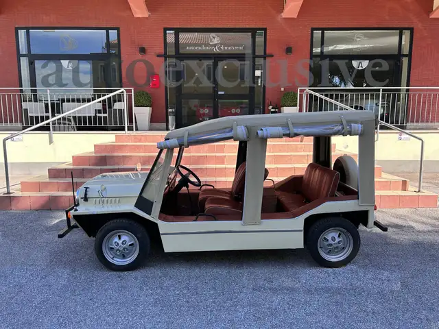 Austin Mini Moke view 2