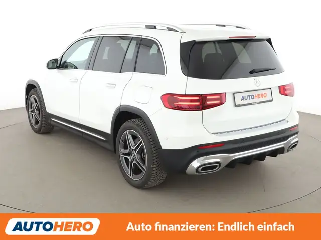 Mercedes-Benz GLB view 4