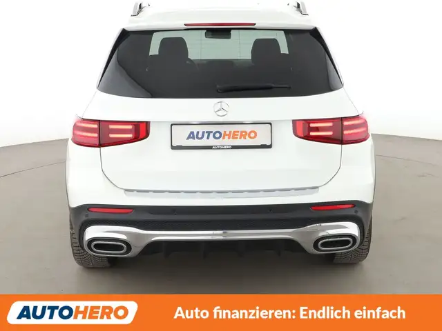 Mercedes-Benz GLB view 5