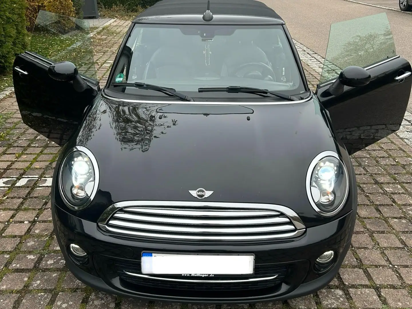 MINI Cooper D Cabrio Mini Cooper D Cabrio Aut. Highgate Schwarz - 2