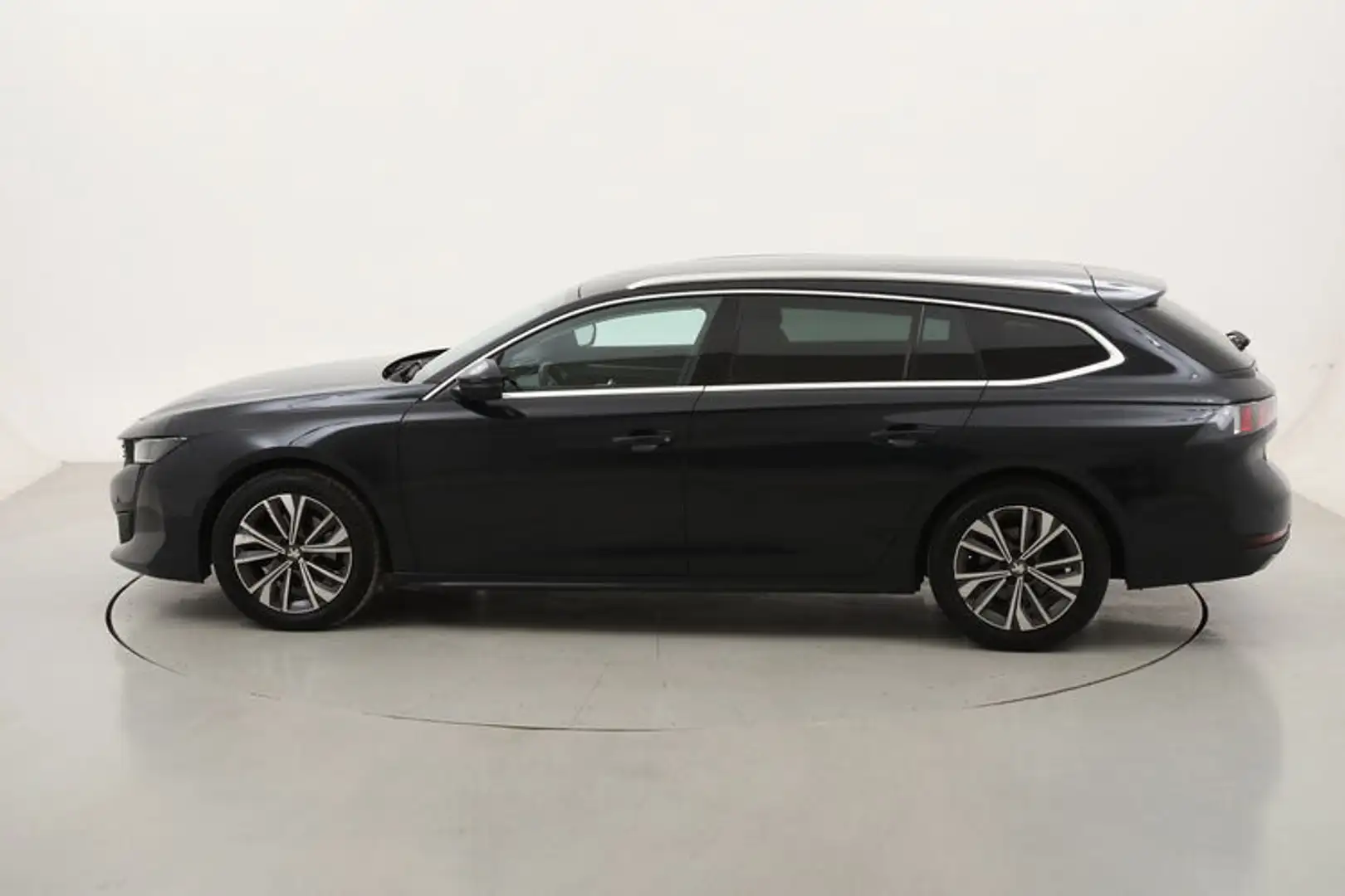 Peugeot 508 SW Allure EAT8 1.5 Diesel 131CV Grigio - 2