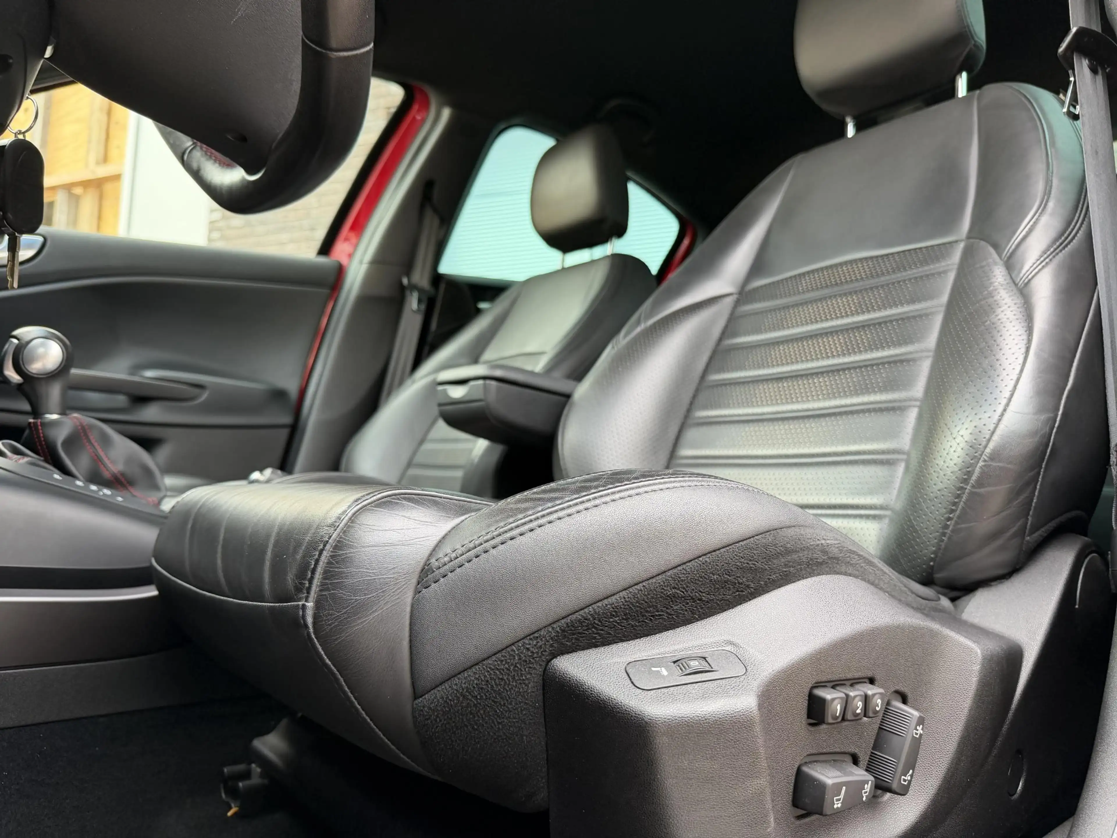 Alfa Romeo Giulietta 1.7 TBi Quadrifoglio Verde | NL AUTO! | Elekt. sto — photo 9