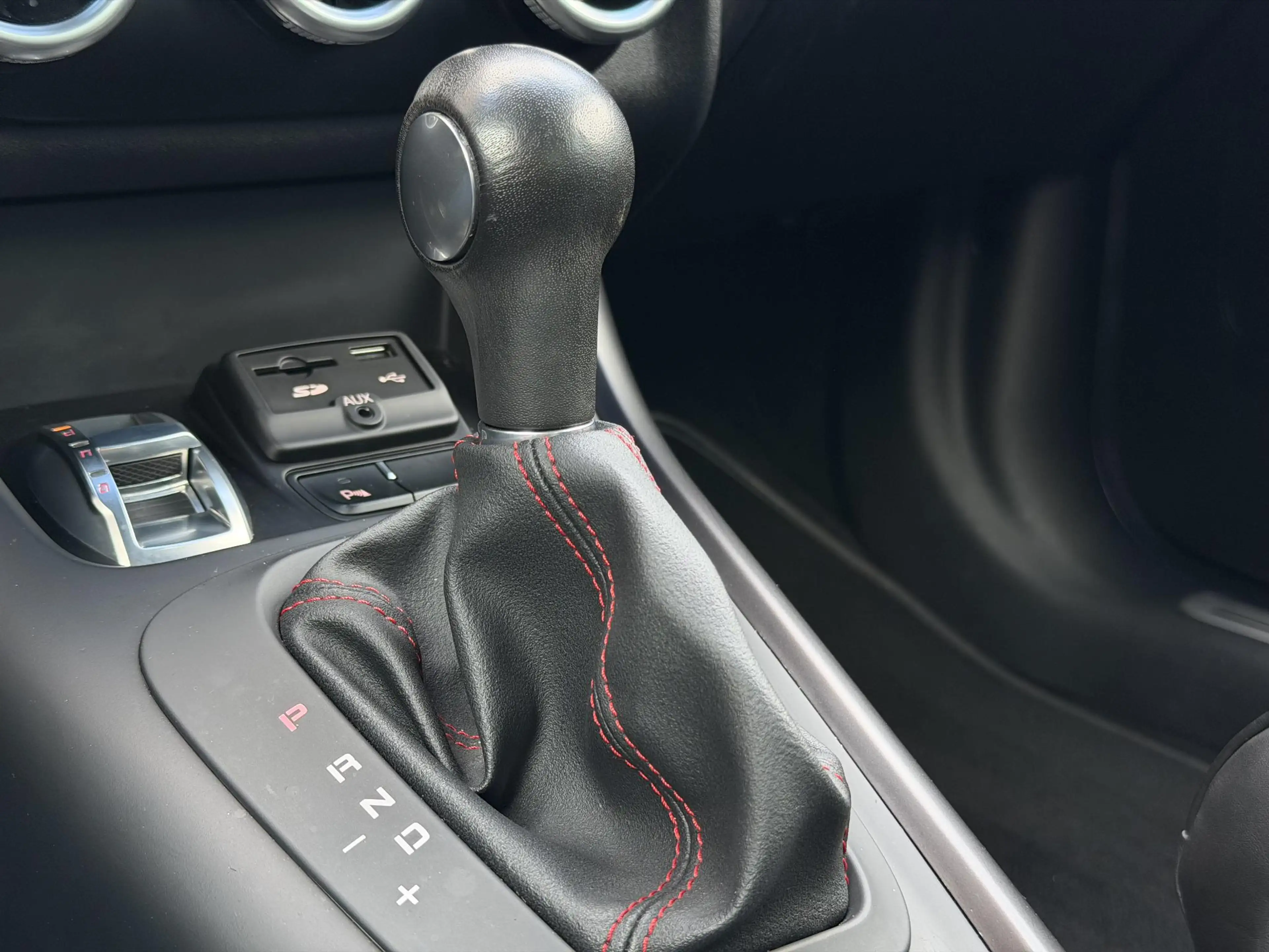 Alfa Romeo Giulietta 1.7 TBi Quadrifoglio Verde | NL AUTO! | Elekt. sto — photo 32