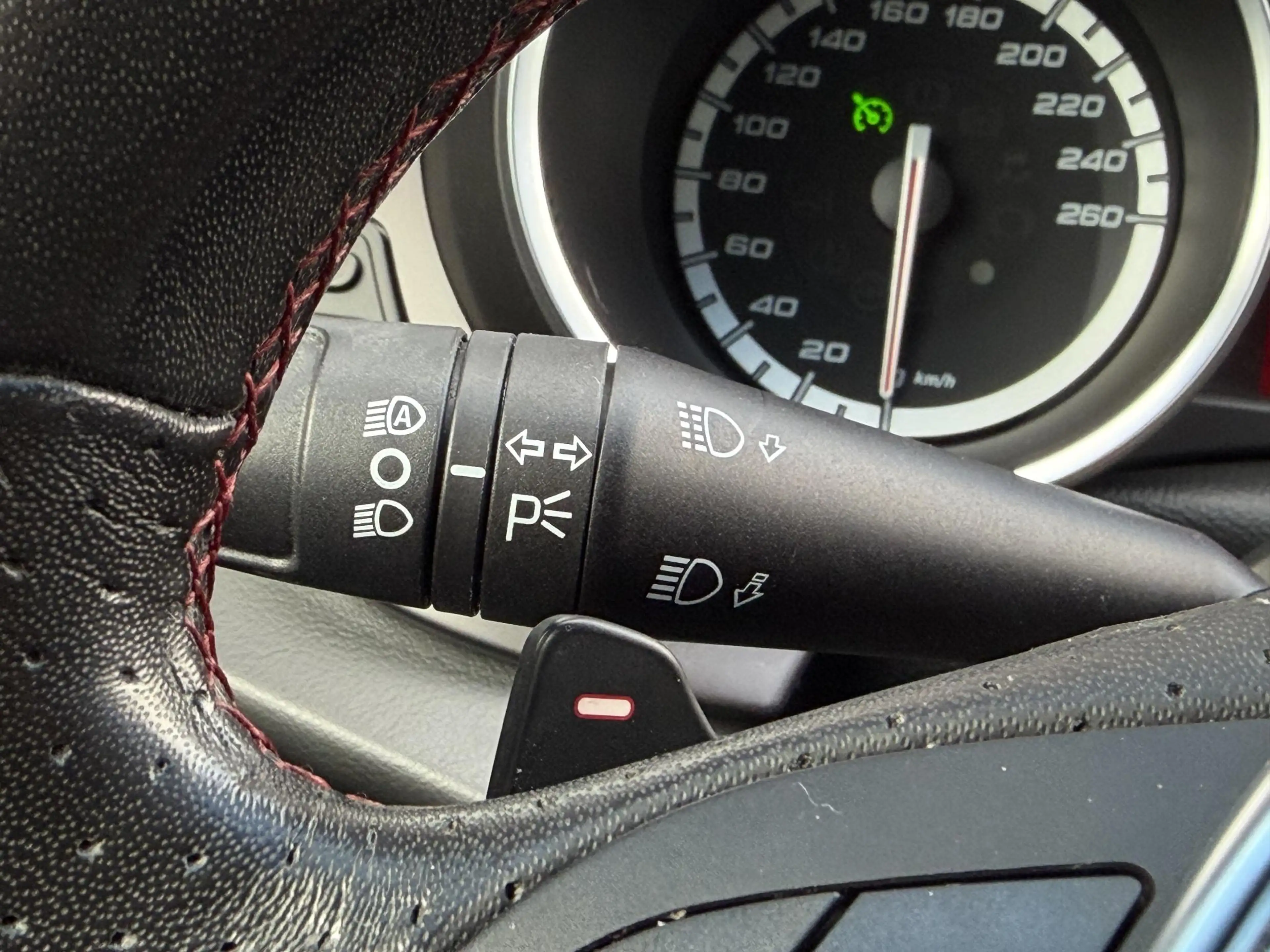 Alfa Romeo Giulietta 1.7 TBi Quadrifoglio Verde | NL AUTO! | Elekt. sto — photo 22