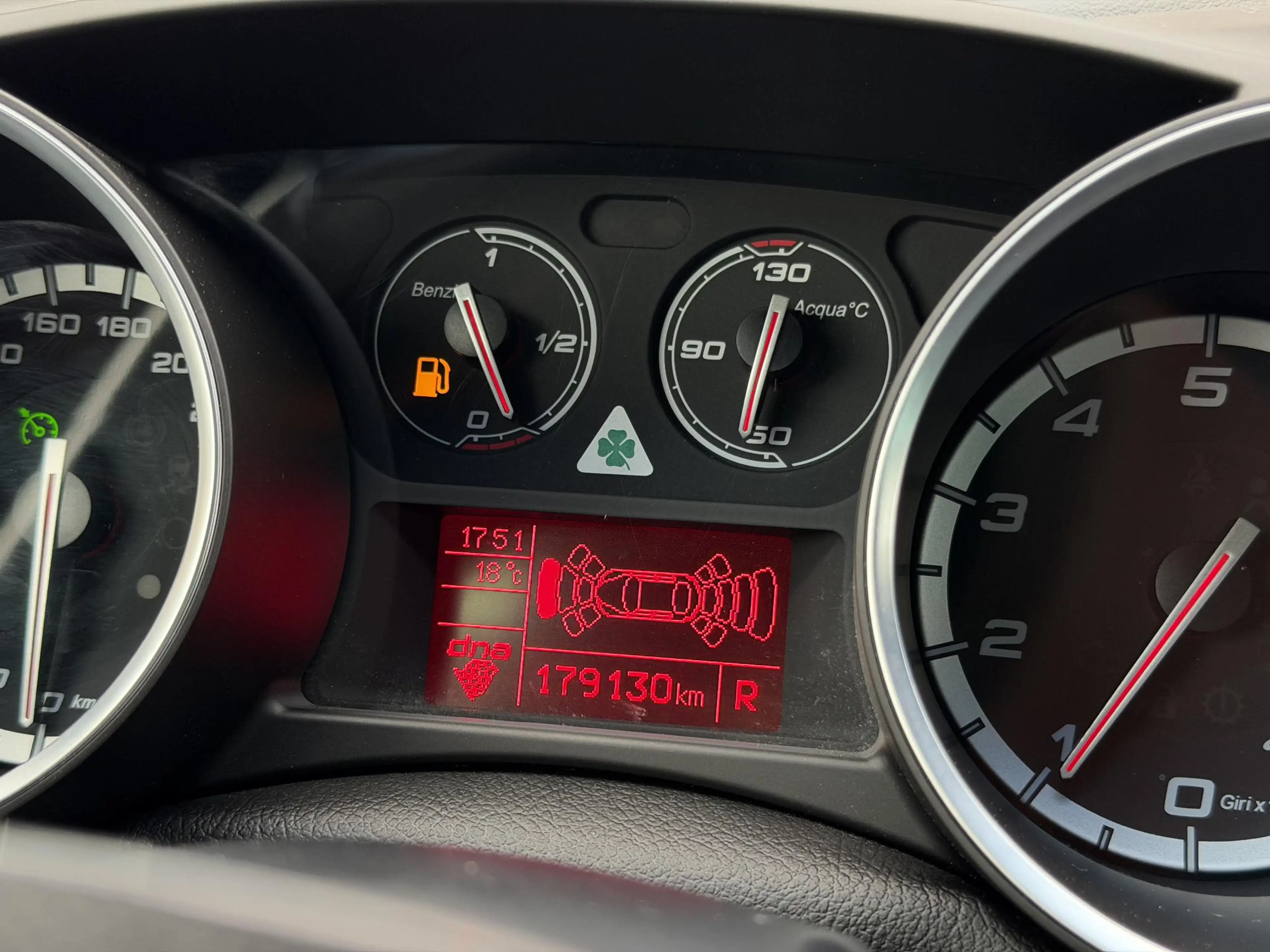 Alfa Romeo Giulietta 1.7 TBi Quadrifoglio Verde | NL AUTO! | Elekt. sto — photo 29