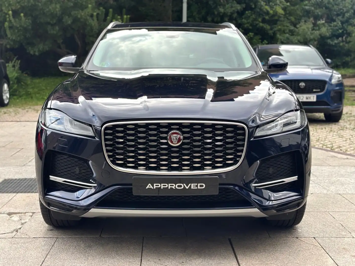Jaguar F-Pace 2.0D l4 MHEV SE Aut. AWD 204 Bleu - 2