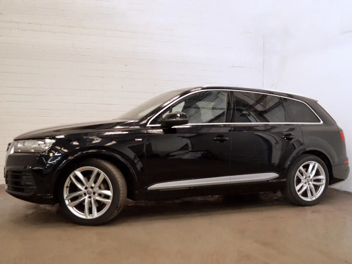 Audi Q7 3,0 TDI S-Line *7-Sitze 21Z Virtual Assist* Noir - 2