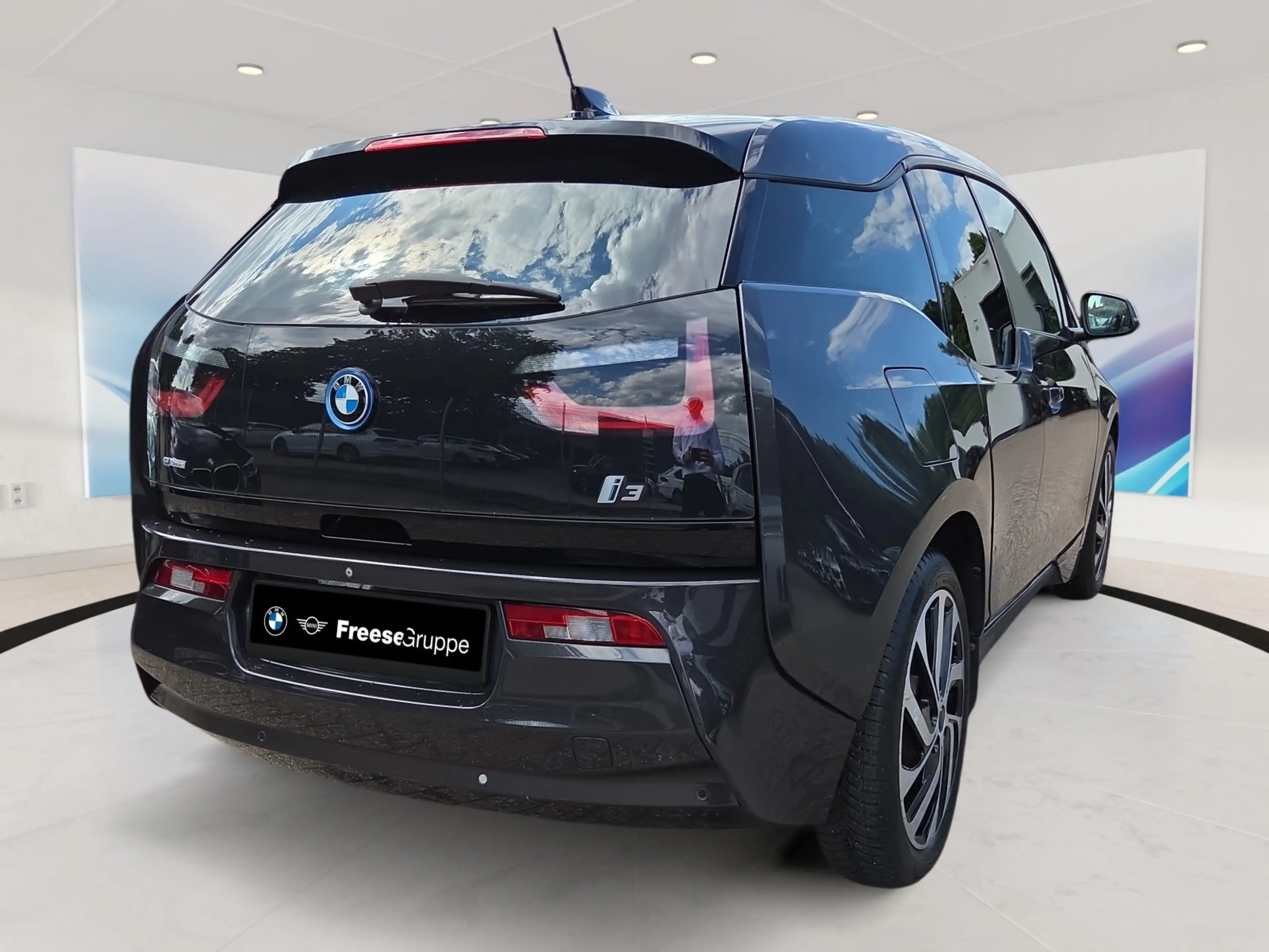 BMW i3 STANDHZ RFK LED SHZ TEMPOMAT ABS ALU ESP Navi — photo 6
