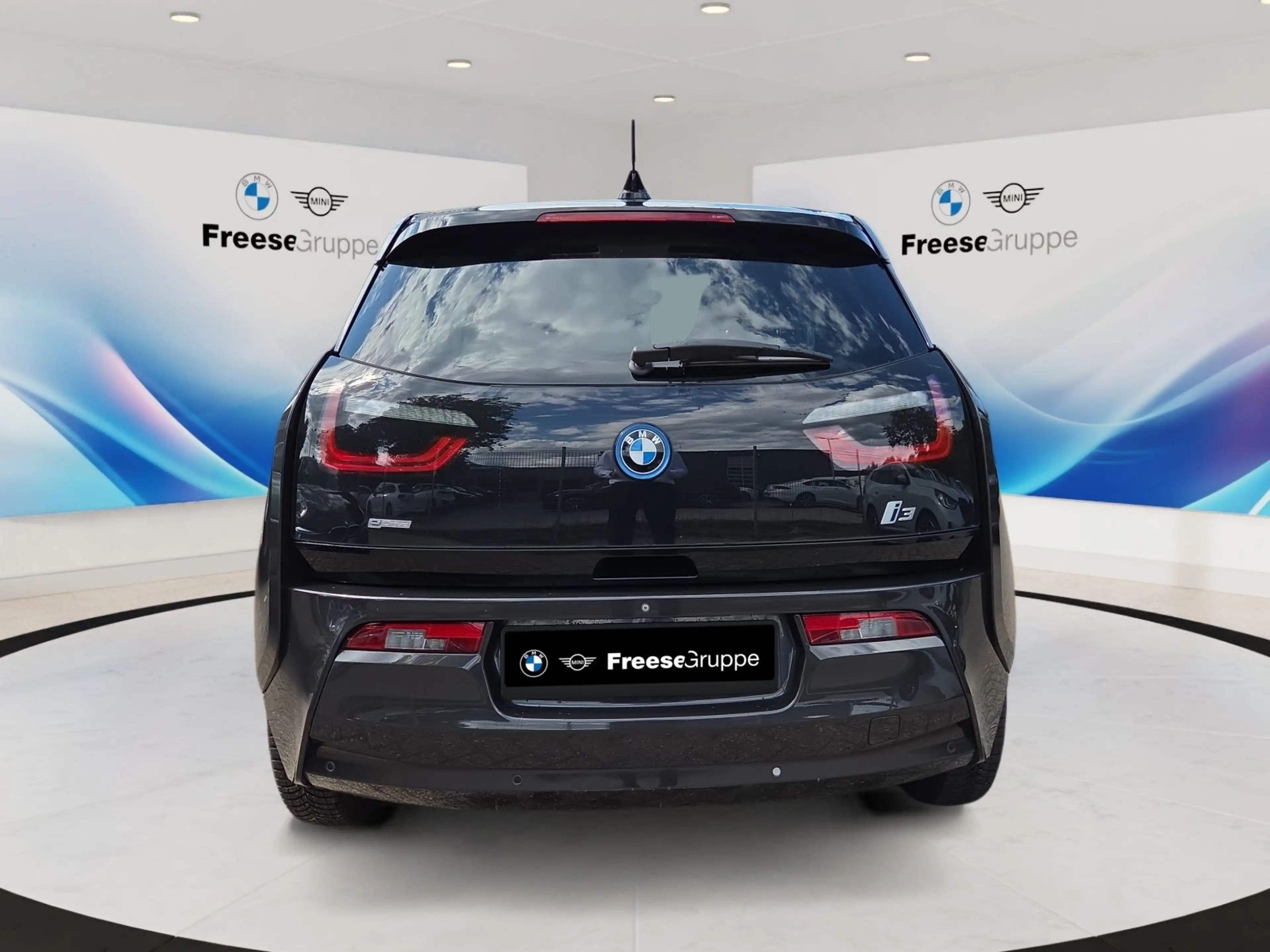 BMW i3 STANDHZ RFK LED SHZ TEMPOMAT ABS ALU ESP Navi — photo 5
