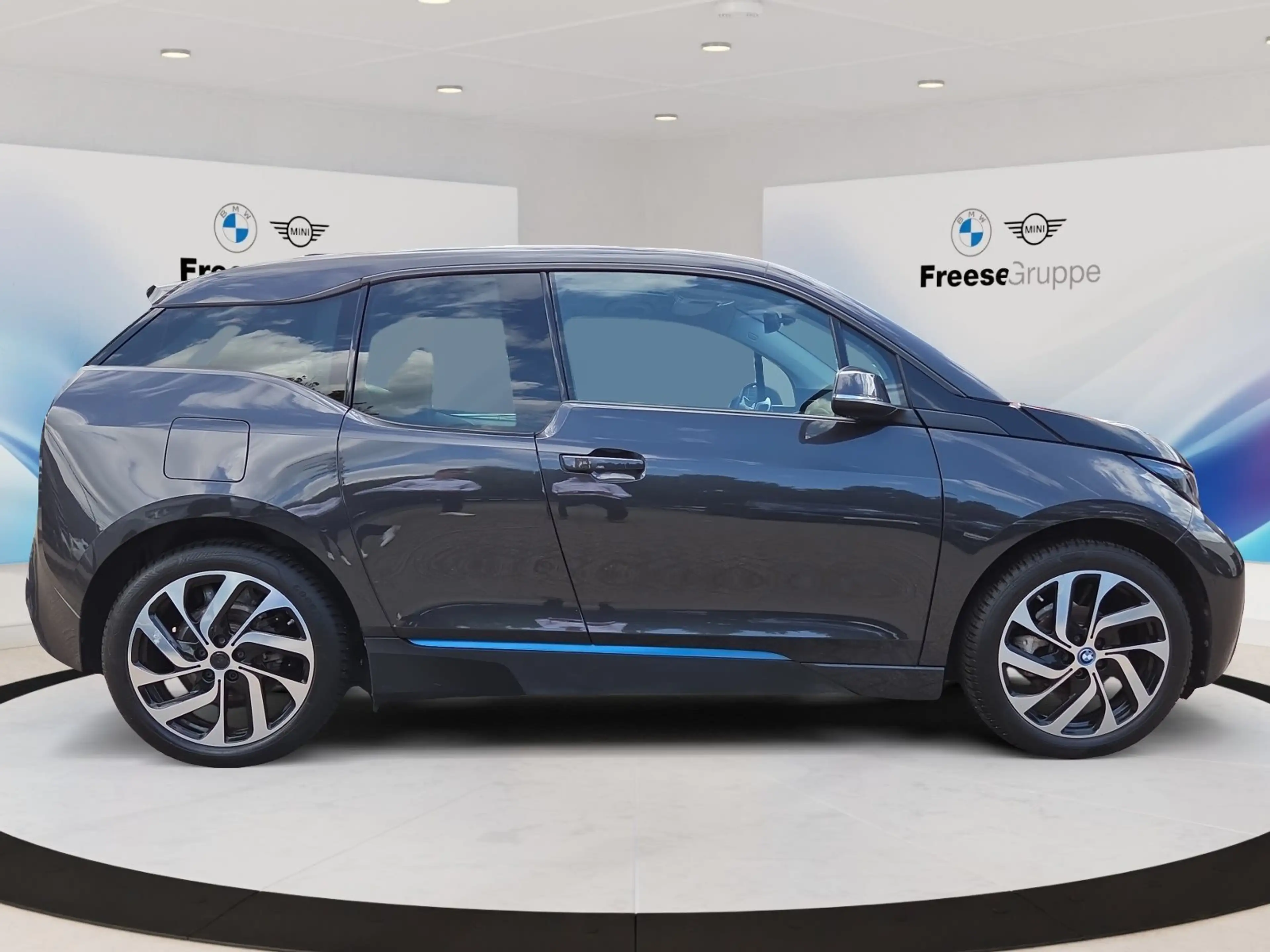 BMW i3 STANDHZ RFK LED SHZ TEMPOMAT ABS ALU ESP Navi — photo 7