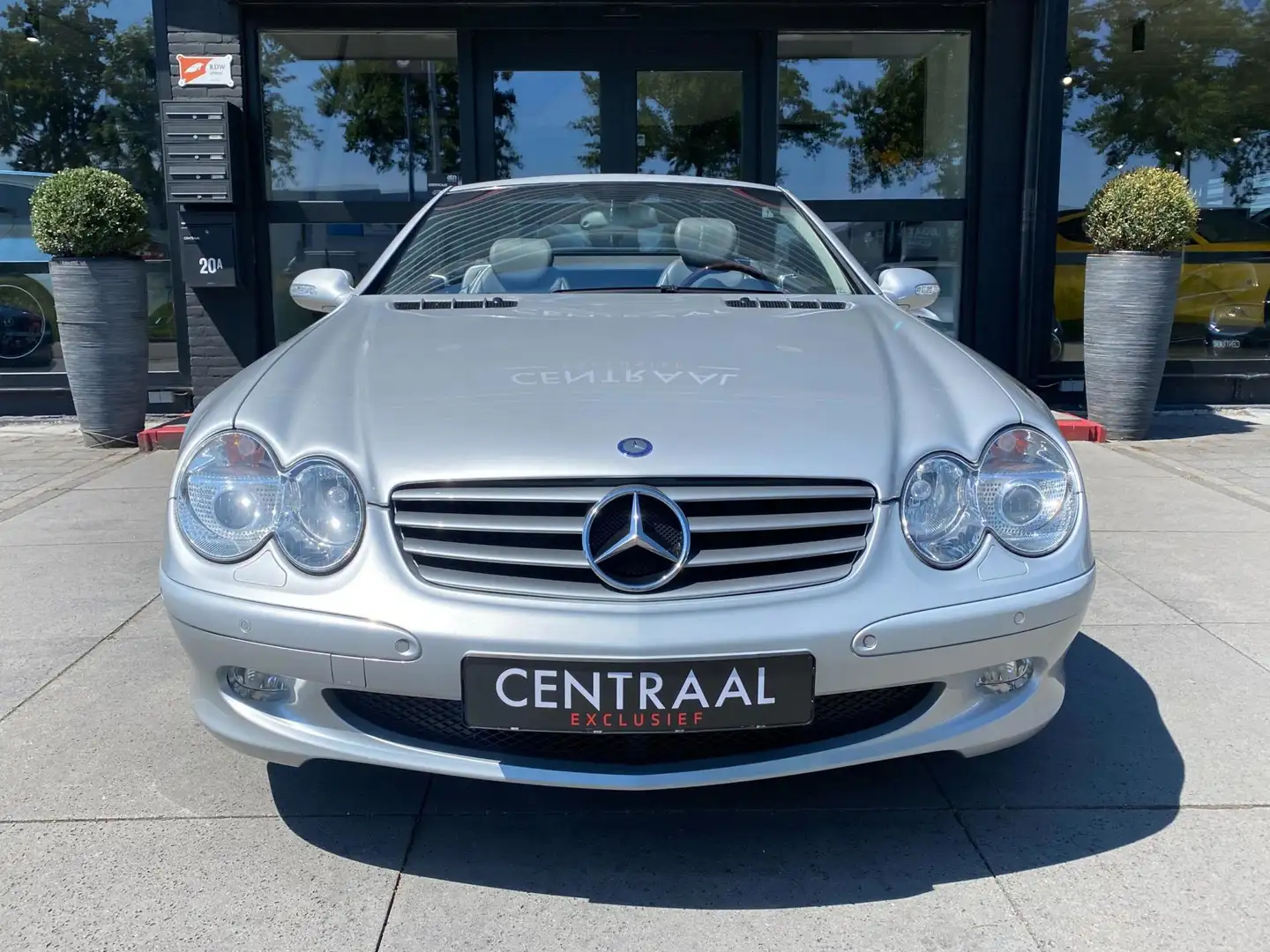 Mercedes-Benz SL 500 306PK|Bose|Keyless|PDC|Memory|Leder|Cruise Control Grau - 2