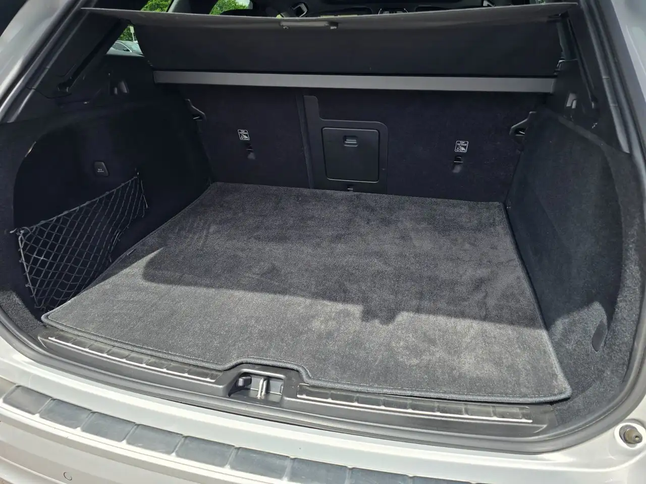 Volvo XC60 снимка Volvo XC60